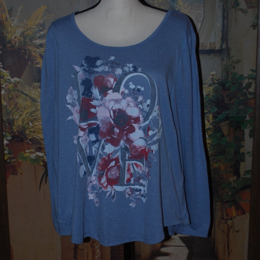 3/$30 - Style & Co. "Love" Long Sleeve Top - Xl